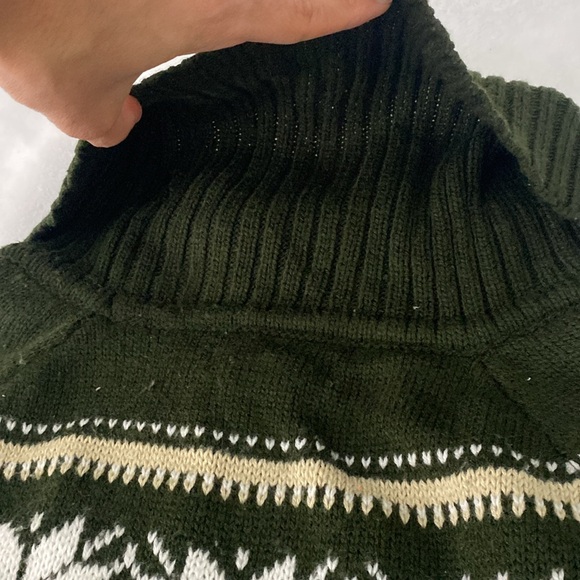 Dark green wintry cowl turtleneck neck tunic - Picture 14 of 16